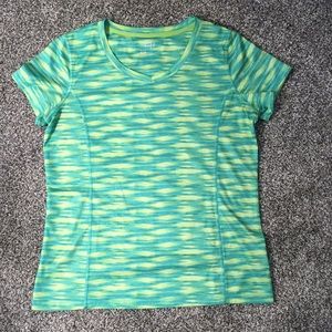 •NWOT Vibrant Dri-Fit Workout T-shirt. Size:Large